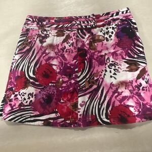 Attyre Womens Skort Shorts, size 10, Pink and Black